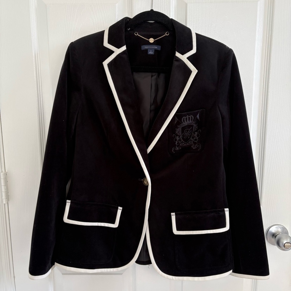 Preppy Blazer with White Trim - Picture 2 of 8
